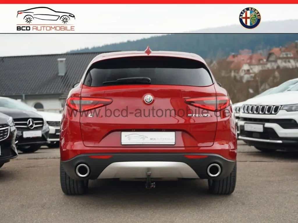 Alfa Romeo Stelvio Super Q4*VELOCE*AHK*NAVI*VOLL-LEDER*APPL 07/2020-photo-4