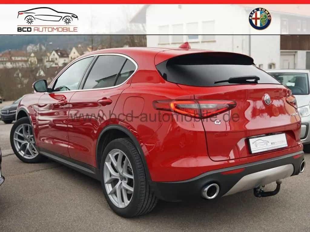 Alfa Romeo Stelvio Super Q4*VELOCE*AHK*NAVI*VOLL-LEDER*APPL 07/2020-photo-5