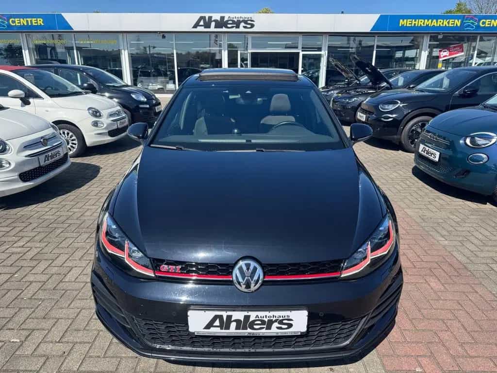 Volkswagen Golf VII GTI Performance+PANO+DCC+KAMERA+DYNAUDI 12/2019-photo-1