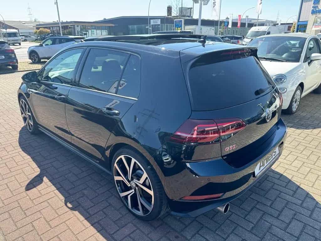 Volkswagen Golf VII GTI Performance+PANO+DCC+KAMERA+DYNAUDI 12/2019-photo-4