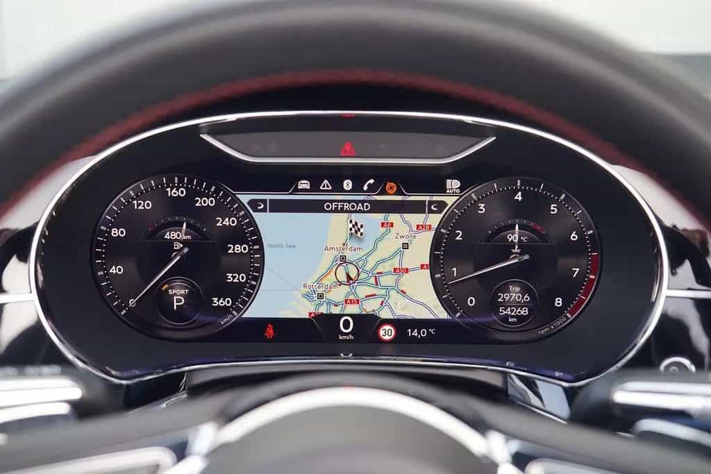 Bentley Continental GTC 4.0 V8 S / Rotating display / 1e 06/2023-photo-10