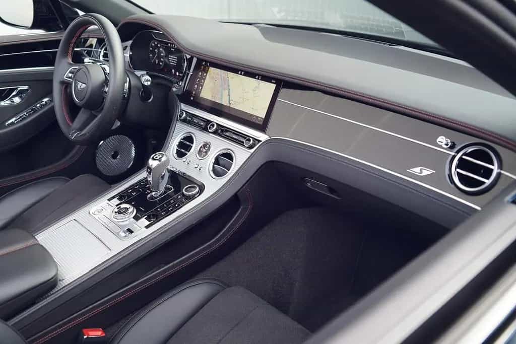 Bentley Continental GTC 4.0 V8 S / Rotating display / 1e 06/2023-photo-3
