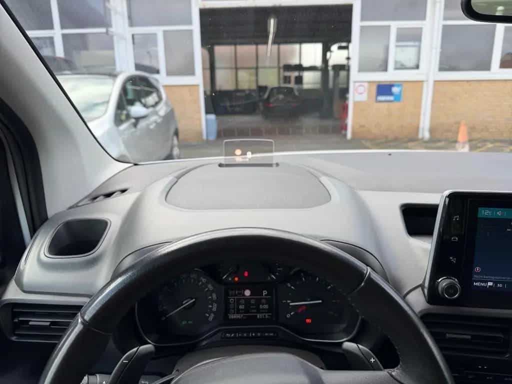 Citroën Berlingo Shine M Navi AHK Head Up SHZ 03/2020-photo-29