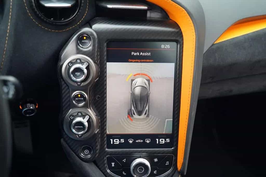 McLaren 720S 4.0 V8 Performance / Lift / 1e besitzer / 3 02/2019-photo-14