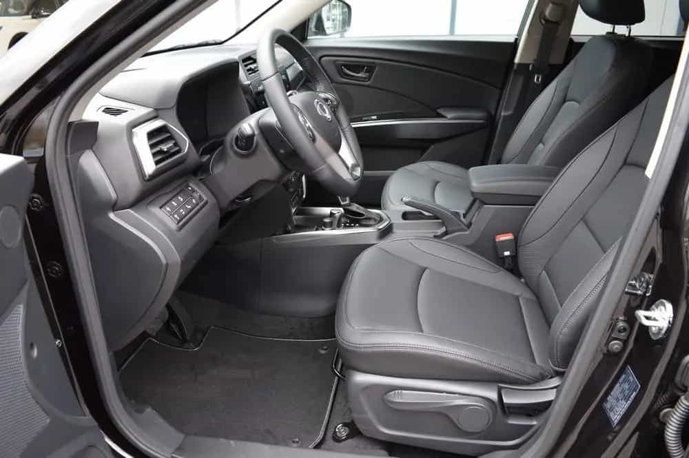 KGM Tivoli 1.5 T-GDI Nomad+ *LED+Leder+2xPDC+Cam+SH* null-photo-13