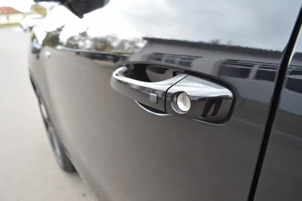 KGM Tivoli 1.5 T-GDI Nomad+ *LED+Leder+2xPDC+Cam+SH* null-photo-9