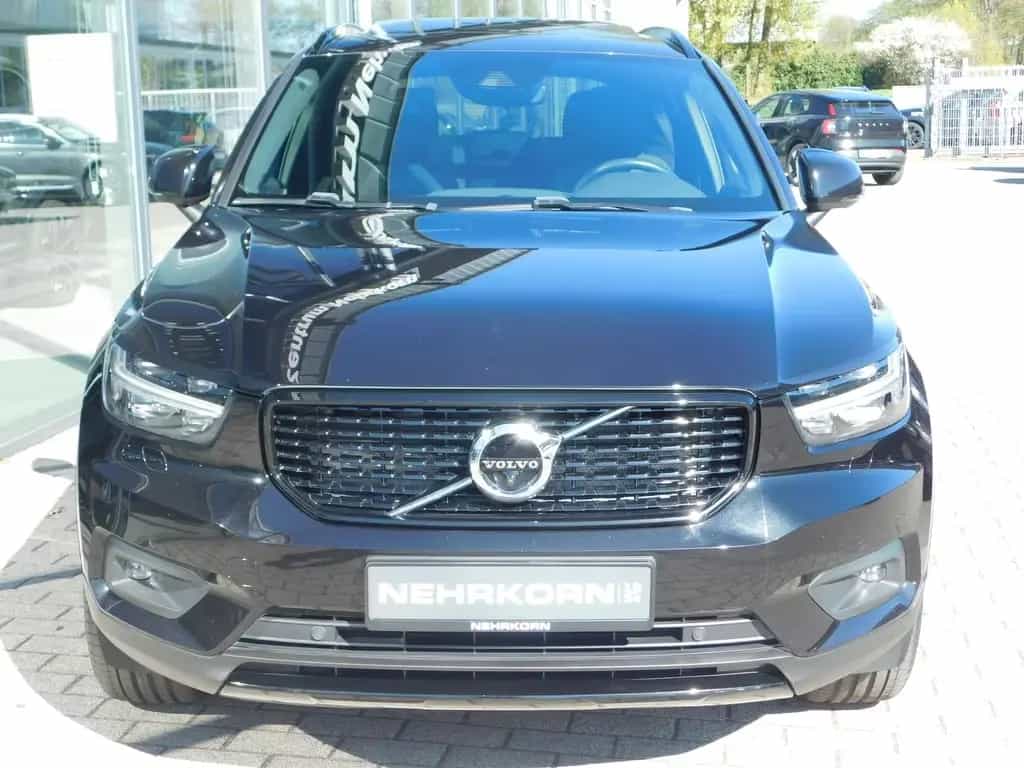 Volvo XC40 B5 AWD R-Design 06/2021-photo-1