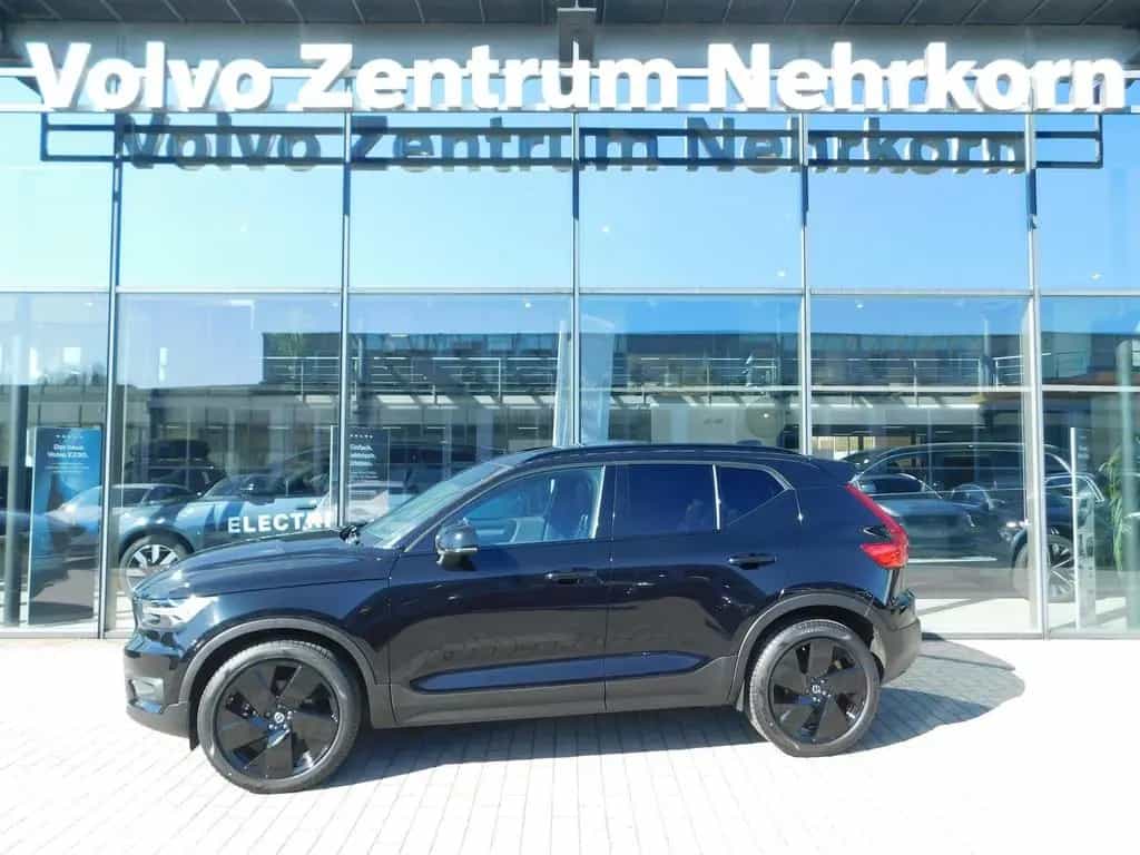 Volvo XC40 B5 AWD R-Design 06/2021-photo-2