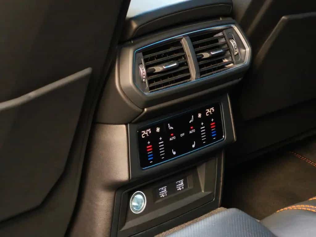 Lamborghini Urus S 4.0 V8*GARANTIE*VOLL 01/2024-photo-31