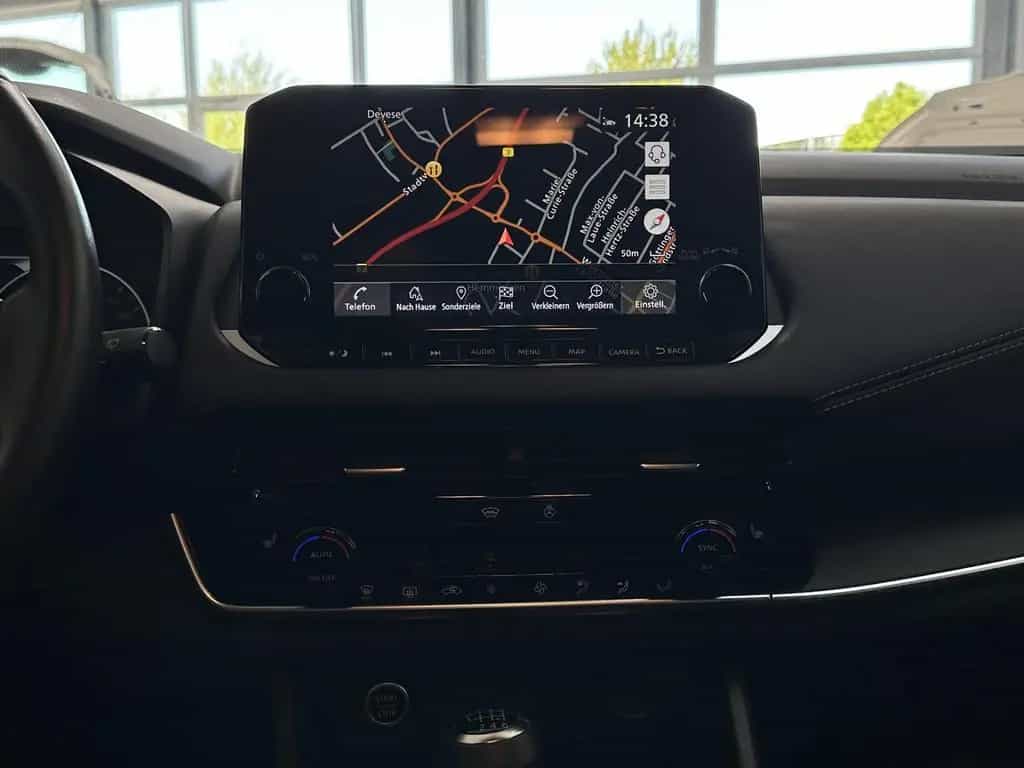 Nissan Qashqai 1.3 Acenta SHZ KAMERA NAVI ACC LED 360° 12/2021-photo-1