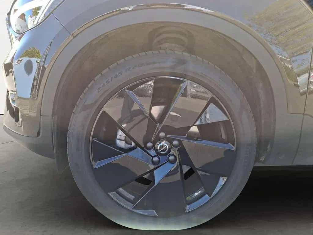 Volvo XC40 Black Edition Plus, B3 360°Kamera Harman/Ka 04/2025-photo-9