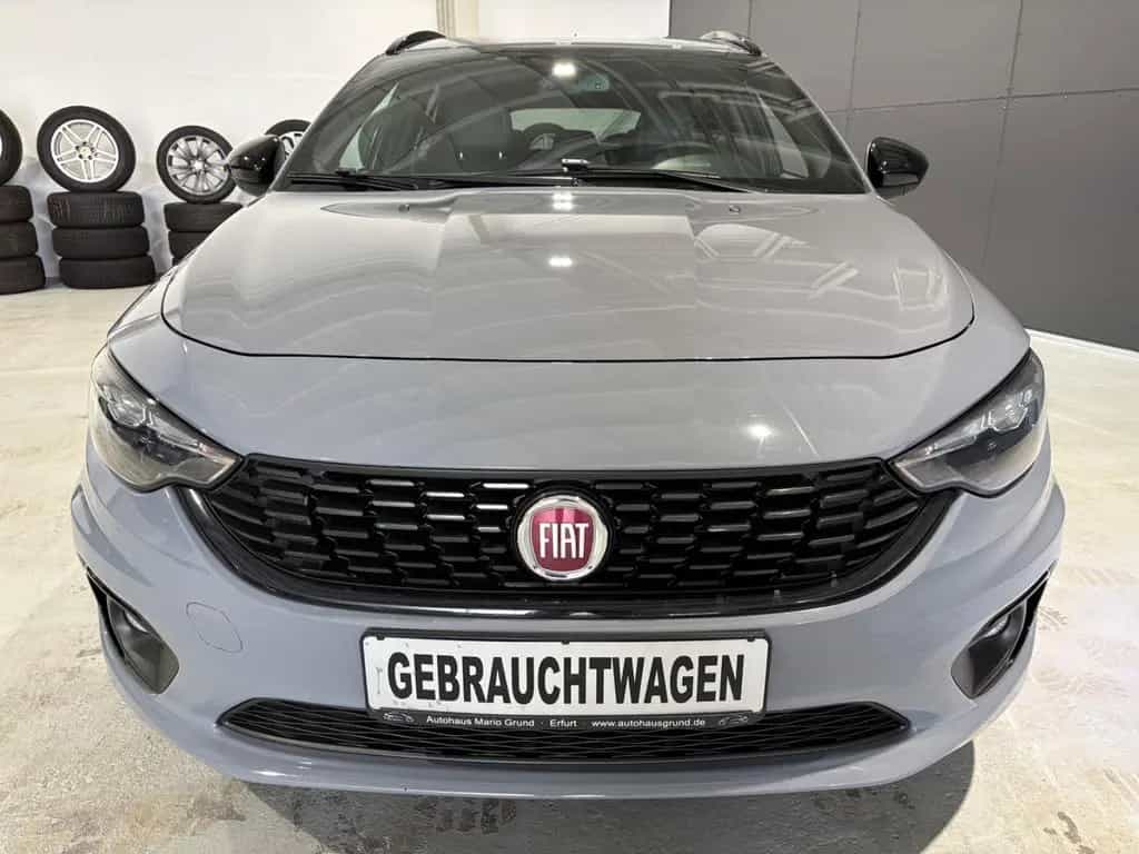 Fiat Tipo 1.4 T-Jet S-Design*Bi-Xenon*Leder* 10/2020-photo-1
