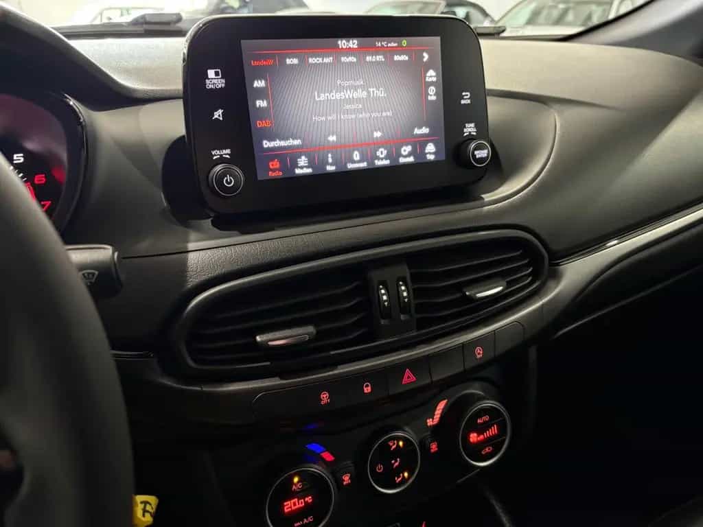 Fiat Tipo 1.4 T-Jet S-Design*Bi-Xenon*Leder* 10/2020-photo-13