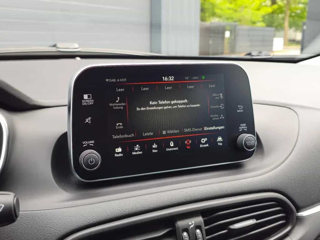 Fiat Tipo Lounge Kamera SHZ NAVI 2.Hand DAB PDC 02/2017-photo-20