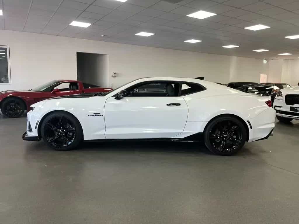 Chevrolet Camaro 2,0l Turbo Aut./ ZL1 Front+Spoiler/4-Rohr 08/2023-photo-6