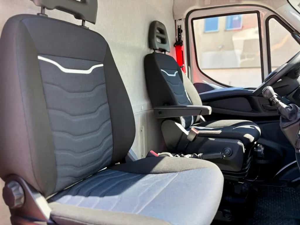 Iveco Daily Kasten 35C18 V 12.900 km H3L3 07/2022-photo-13