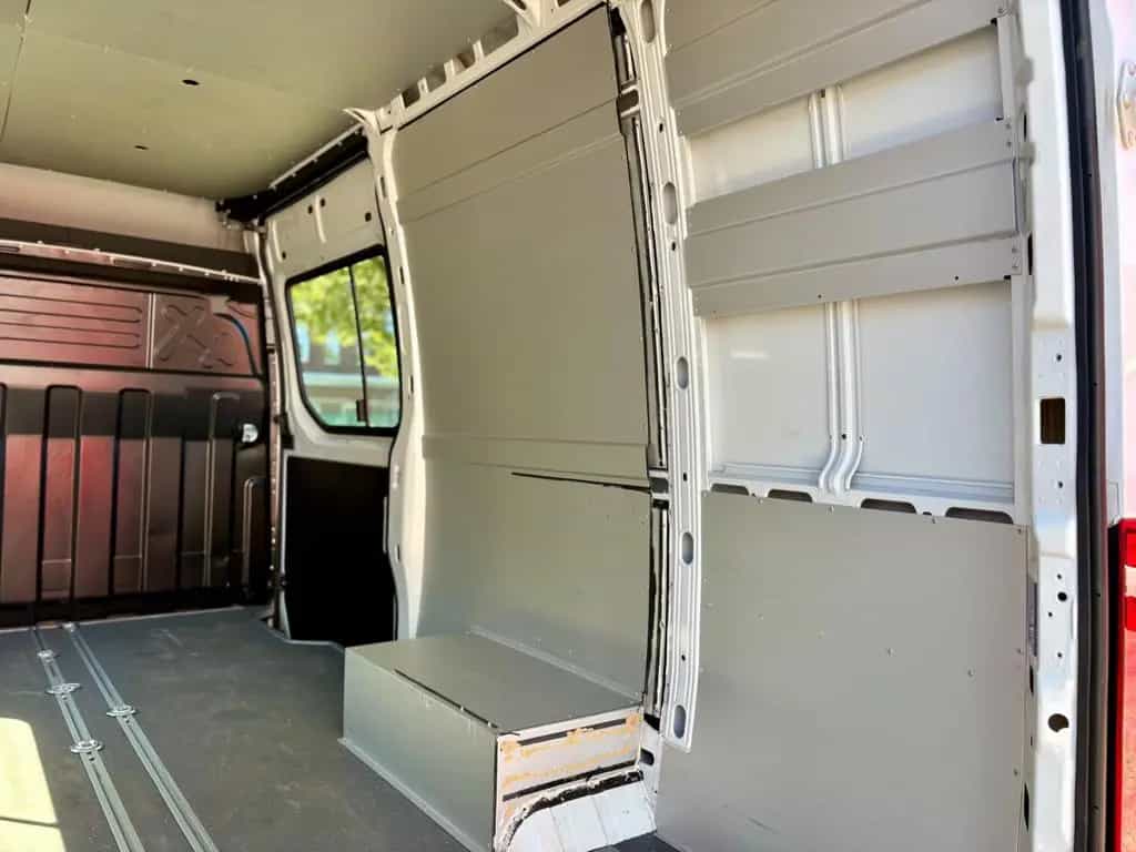 Iveco Daily Kasten 35C18 V 12.900 km H3L3 07/2022-photo-7