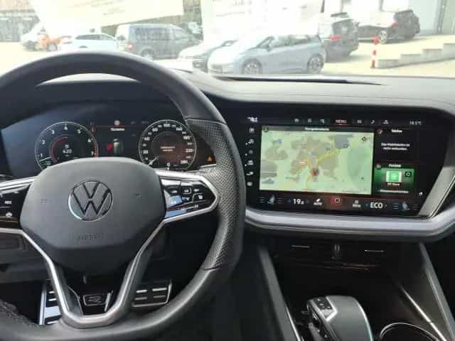 Volkswagen Touareg 3.0TSI R-Line 4M HUD Leder AHK Navi LED 03/2023-photo-2