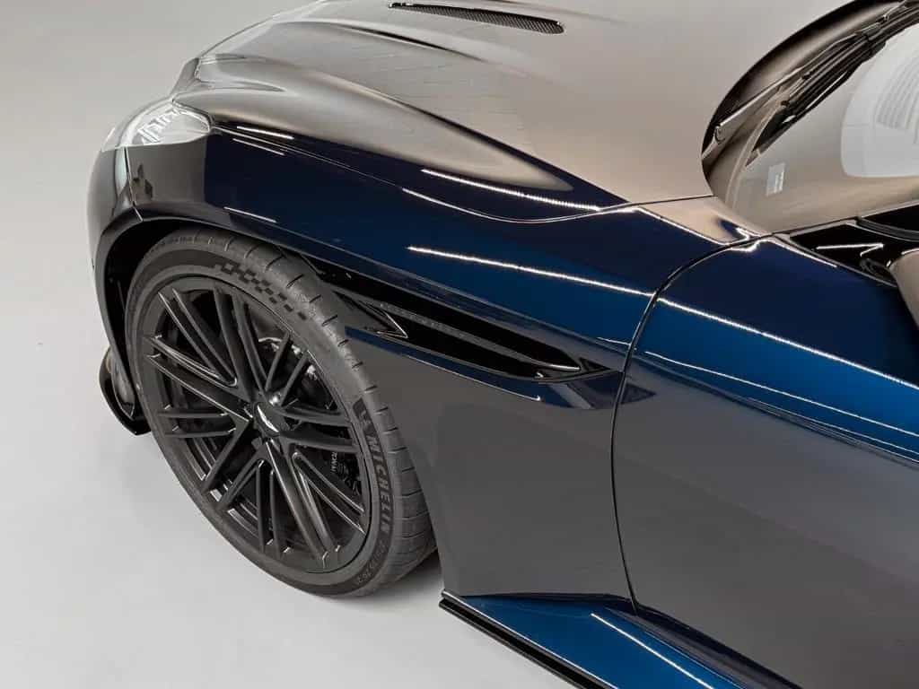 Aston Martin DB12 Coupe | Aston Martin Brussels null-photo-10