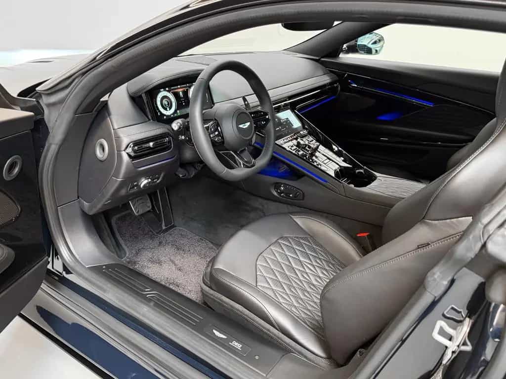 Aston Martin DB12 Coupe | Aston Martin Brussels null-photo-15