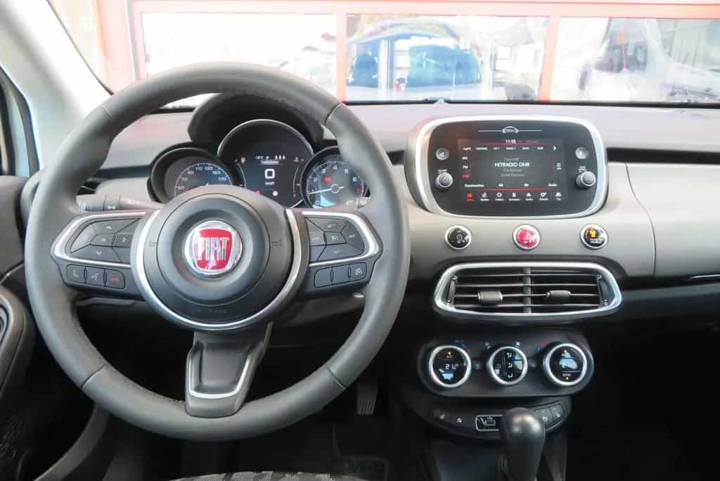 Fiat 500X Cross 1.3 150PS Automatik *Sitzheizung* 06/2022-photo-8