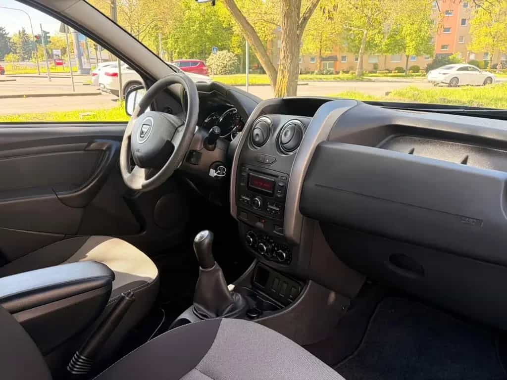 Dacia Duster I Ice 4x2. Klima 04/2015-photo-9