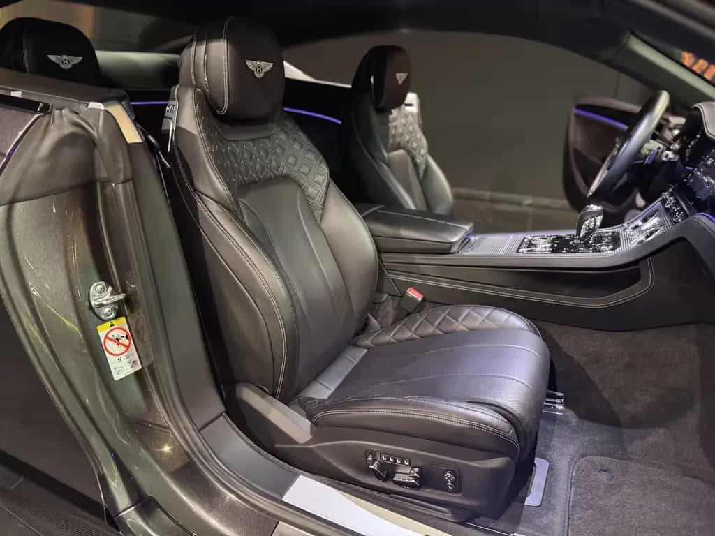 Bentley Continental GT V8 Mulliner BLACKLINE CarbonPaket 01/2020-photo-12