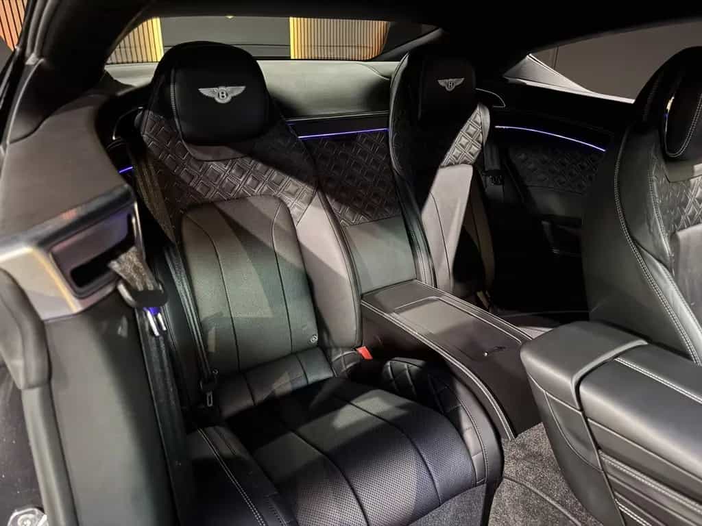 Bentley Continental GT V8 Mulliner BLACKLINE CarbonPaket 01/2020-photo-13