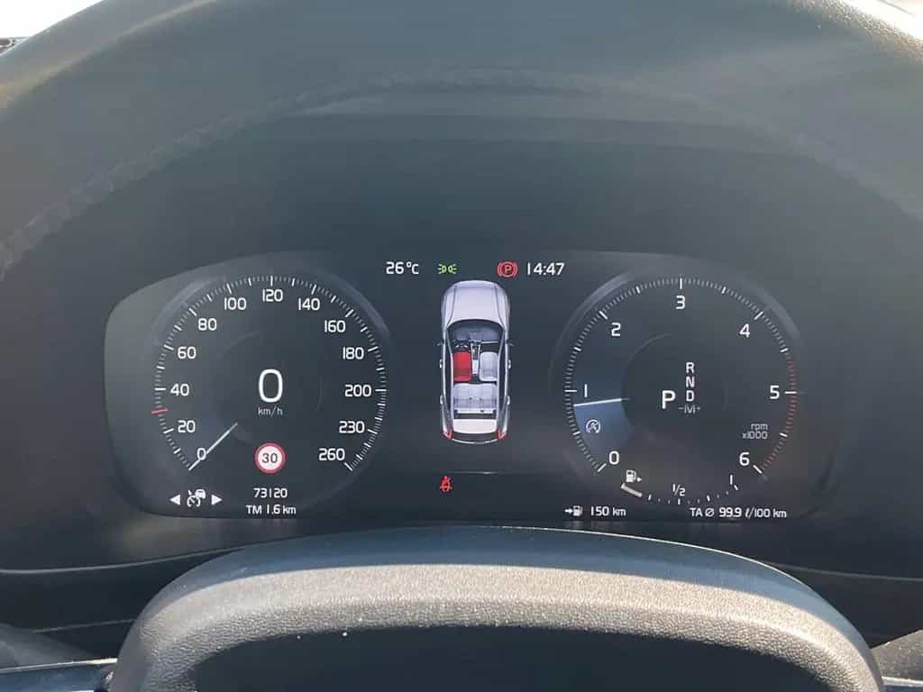 Volvo XC40 XC 40 Momentum AWD APPLE Lane Navi  RFK ViCo 04/2018-photo-16