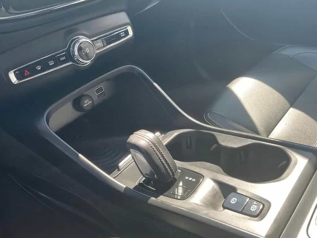 Volvo XC40 XC 40 Momentum AWD APPLE Lane Navi  RFK ViCo 04/2018-photo-22