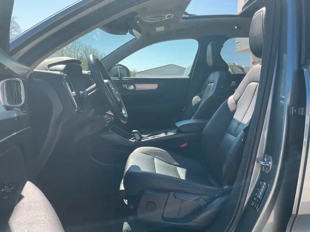 Volvo XC40 XC 40 Momentum AWD APPLE Lane Navi  RFK ViCo 04/2018-photo-25