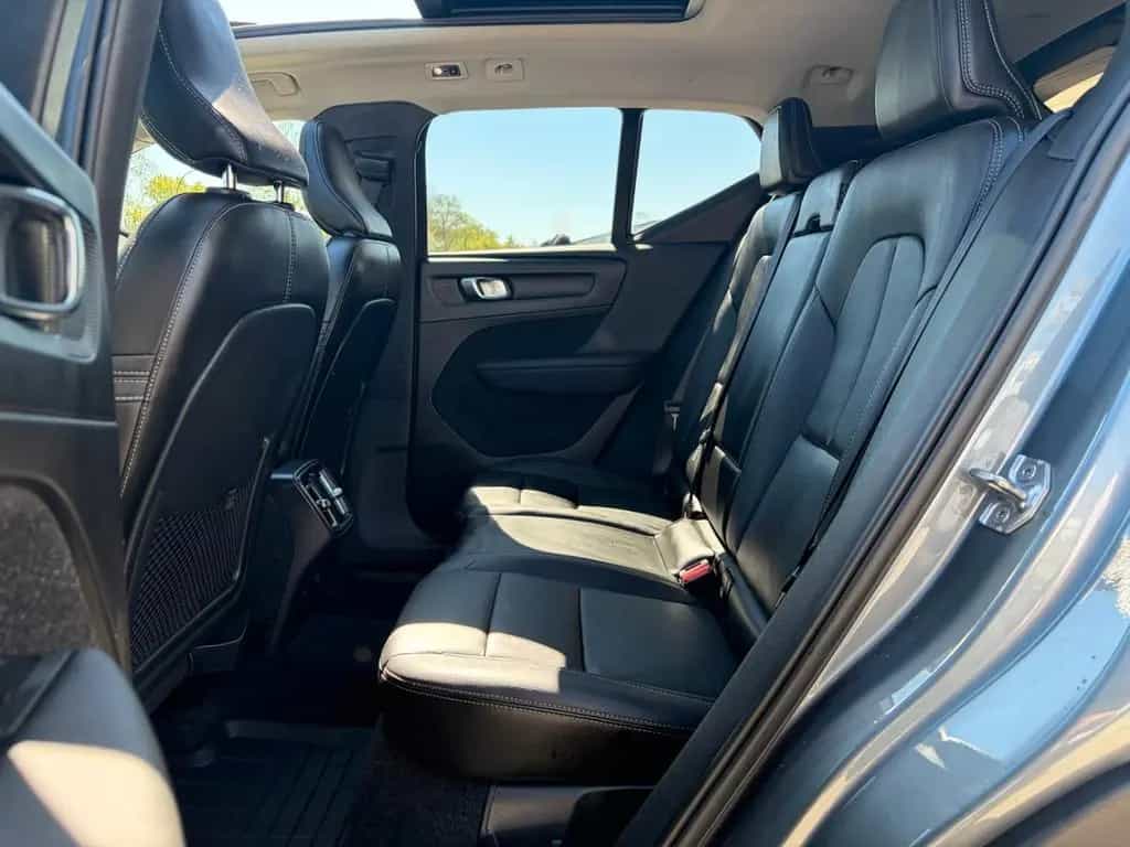 Volvo XC40 XC 40 Momentum AWD APPLE Lane Navi  RFK ViCo 04/2018-photo-26