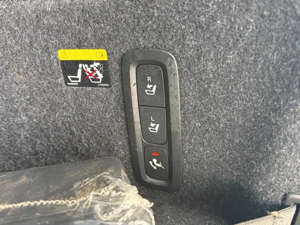 Volvo XC40 XC 40 Momentum AWD APPLE Lane Navi  RFK ViCo 04/2018-photo-28