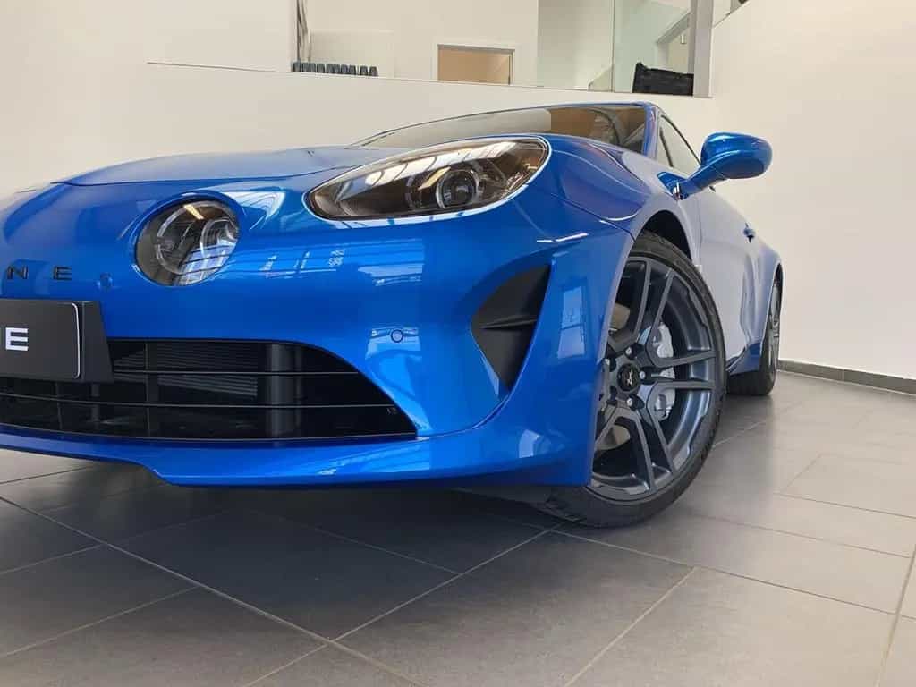 Alpine A110 GTS NAVI+KAMERA+PDC+SHZ+KLIMA+LED+TEMPOMAT null-photo-23