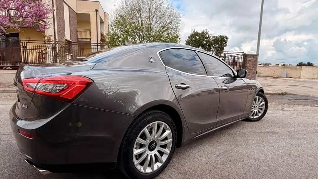 Maserati Ghibli V6 Diesel 11/2015-photo-3