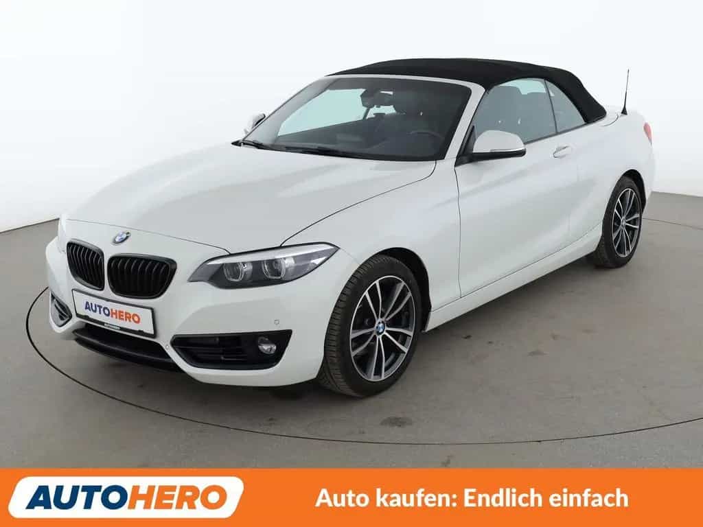 BMW 2 Series 218i Sport Line Aut.*NAVI*TEMPO*PDC*SHZ*LIM* 03/2020-photo-0