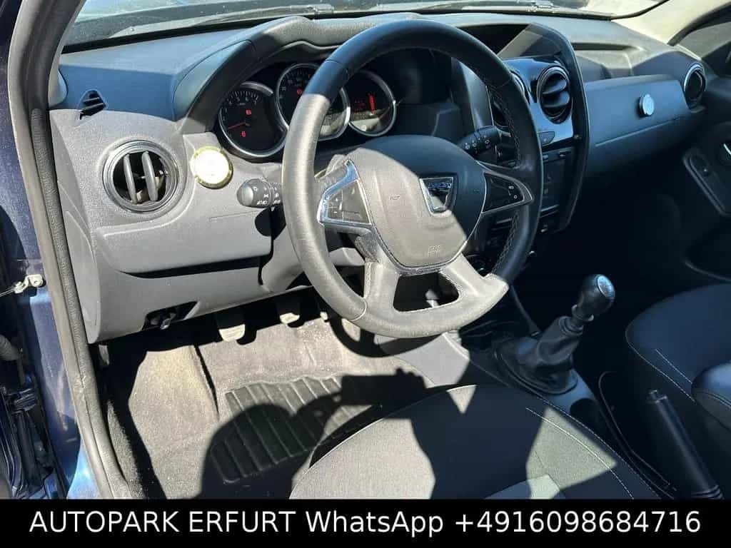 Dacia Duster I Black Shadow 4x4*Klima*Temp*Navi*Phone* 08/2017-photo-10
