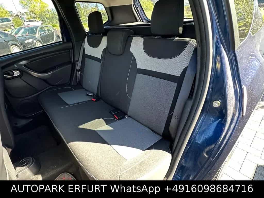 Dacia Duster I Black Shadow 4x4*Klima*Temp*Navi*Phone* 08/2017-photo-15