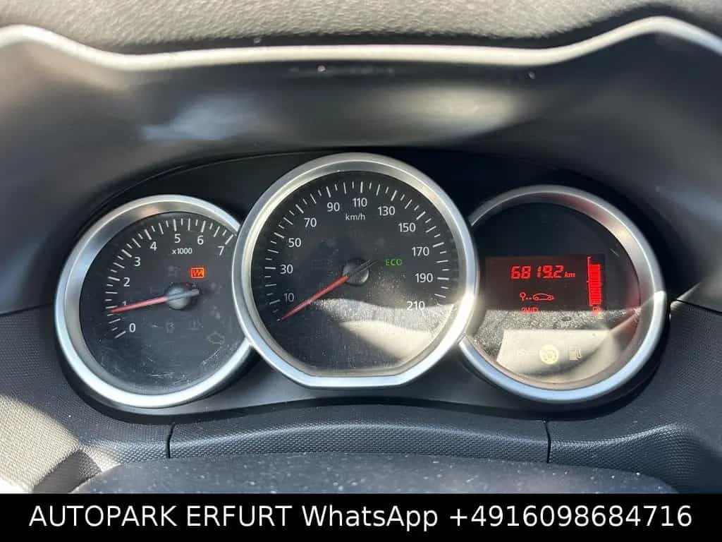 Dacia Duster I Black Shadow 4x4*Klima*Temp*Navi*Phone* 08/2017-photo-19