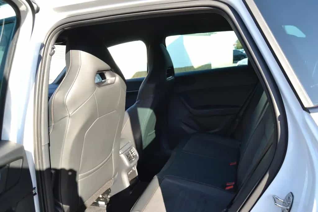 Cupra Ateca VZ 300 PS AHK 4x4 ab 4,99% Finz! 03/2024-photo-20