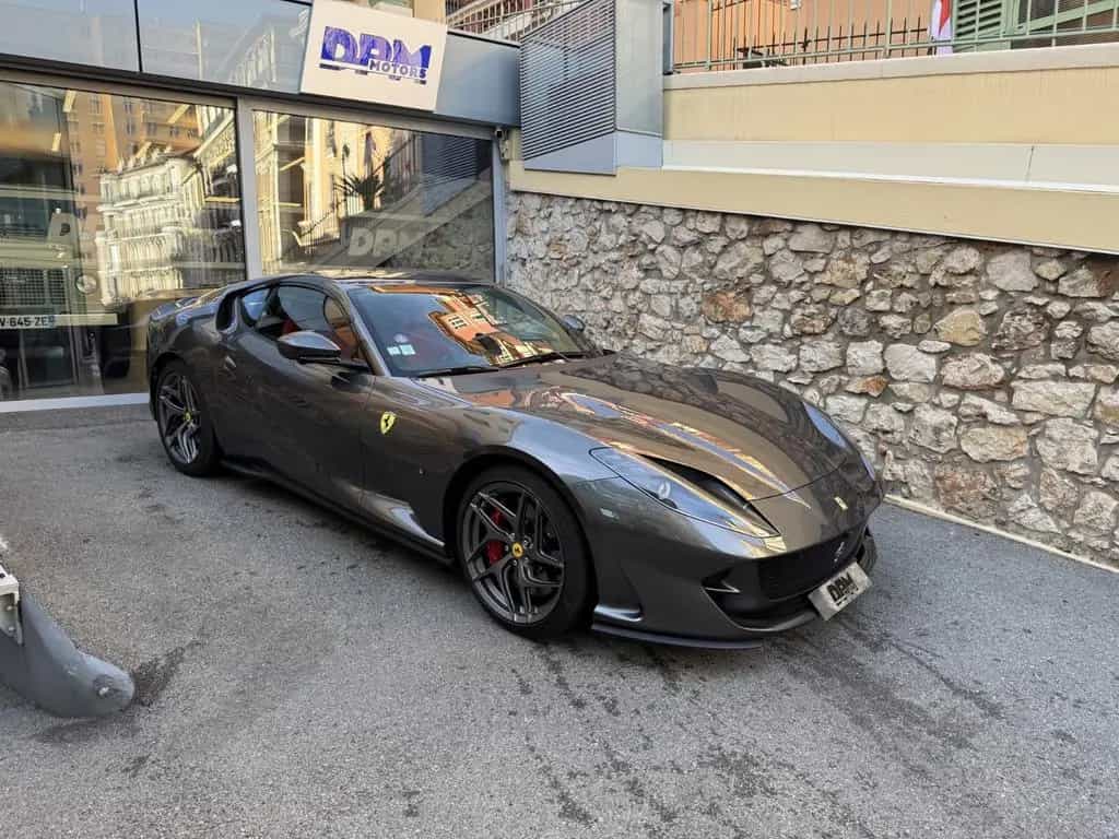 Ferrari 812 6.5 V12 Superfast DCT F1 02/2020-photo-10