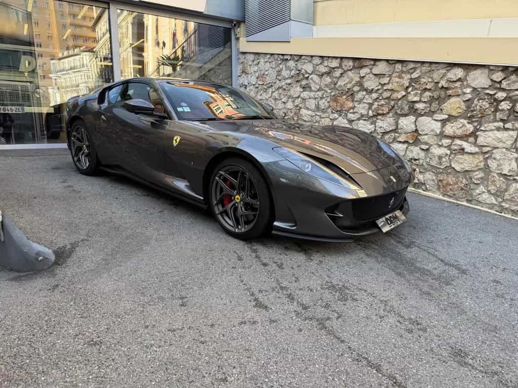 Ferrari 812 6.5 V12 Superfast DCT F1 02/2020-photo-11