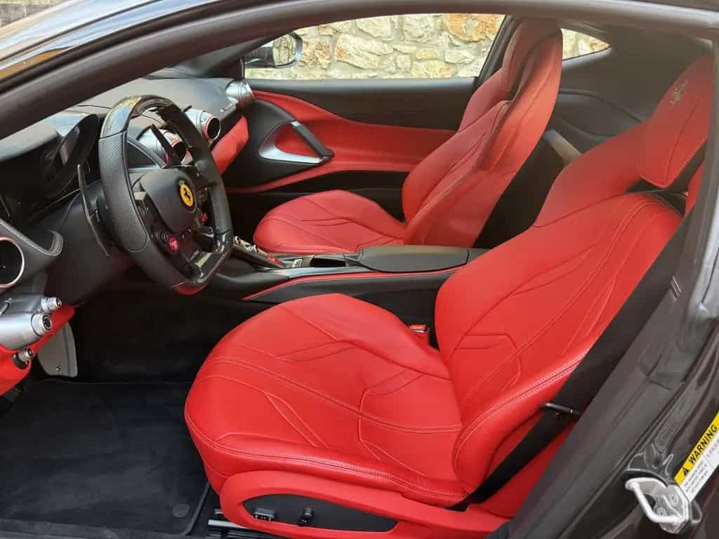 Ferrari 812 6.5 V12 Superfast DCT F1 02/2020-photo-18