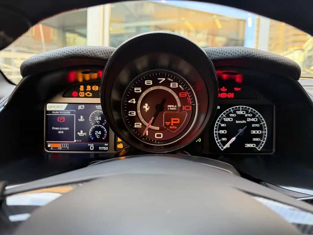 Ferrari 812 6.5 V12 Superfast DCT F1 02/2020-photo-21