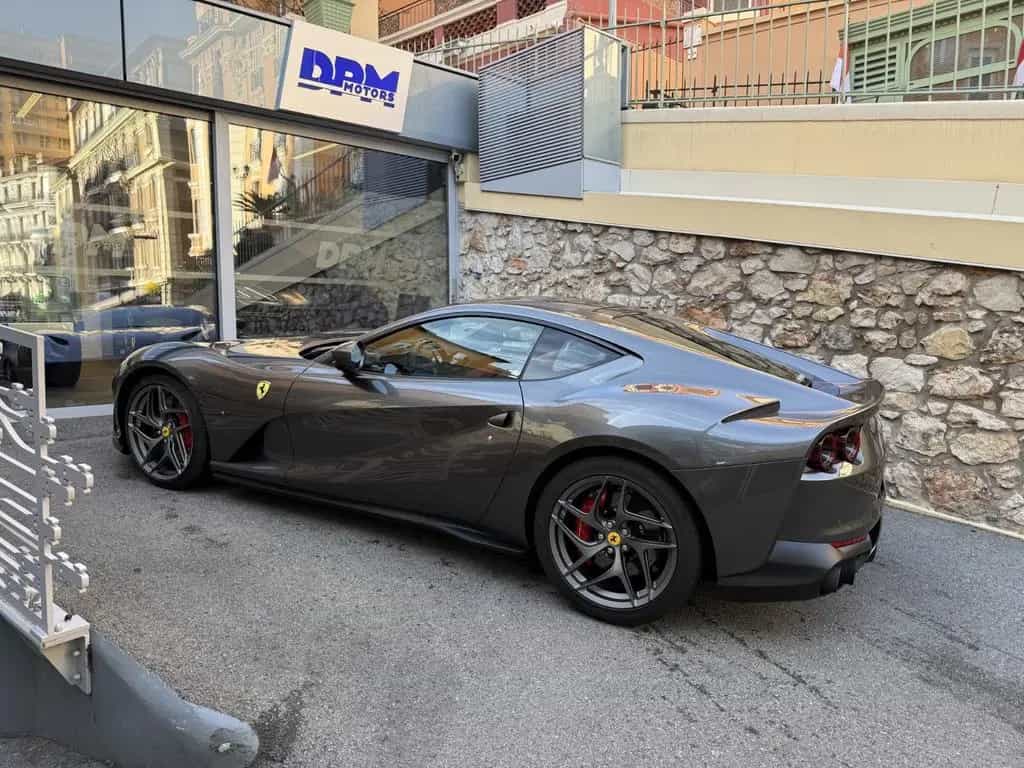 Ferrari 812 6.5 V12 Superfast DCT F1 02/2020-photo-4