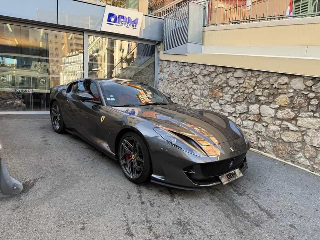 Ferrari 812 6.5 V12 Superfast DCT F1 02/2020-photo-9