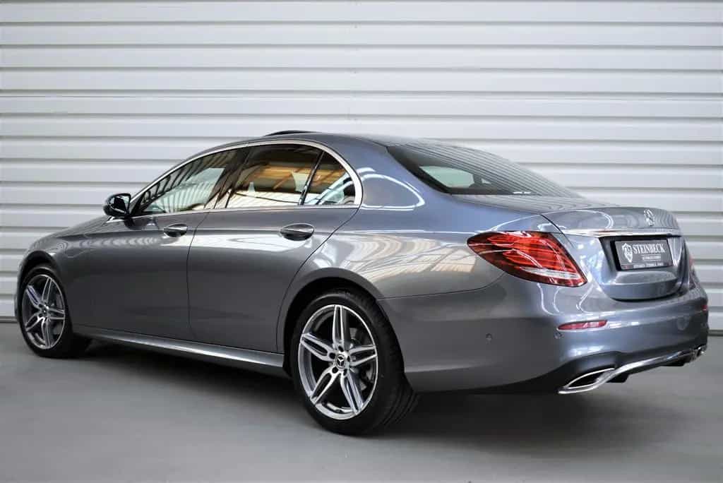 Mercedes-Benz E 200 4M AMG-Line+Totwinkel+LED+Kamera+Business 08/2018-photo-1