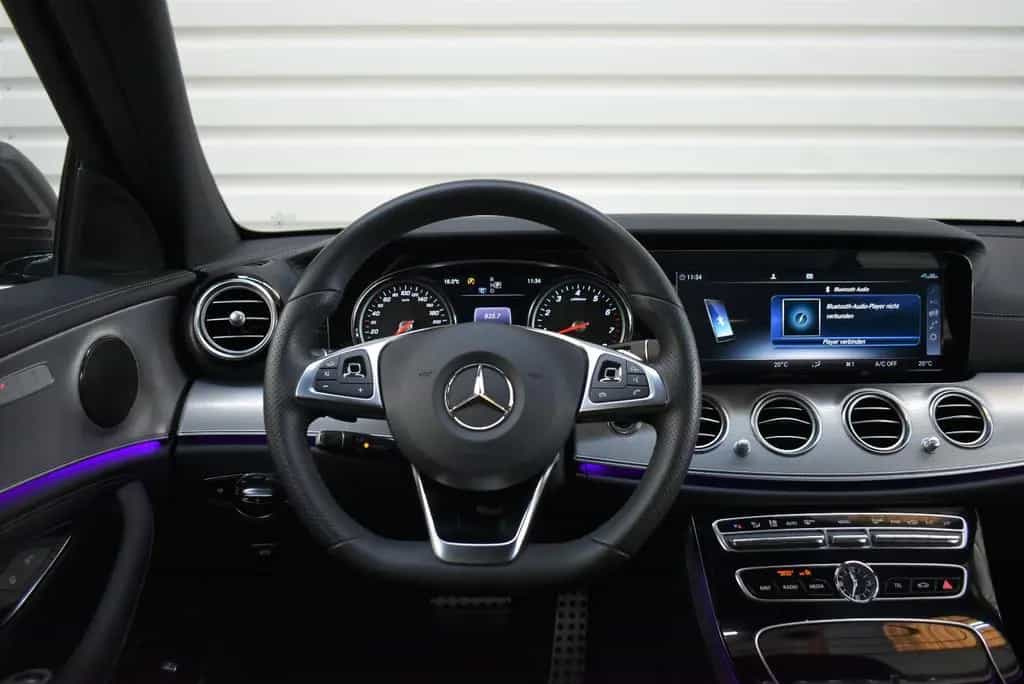 Mercedes-Benz E 200 4M AMG-Line+Totwinkel+LED+Kamera+Business 08/2018-photo-20