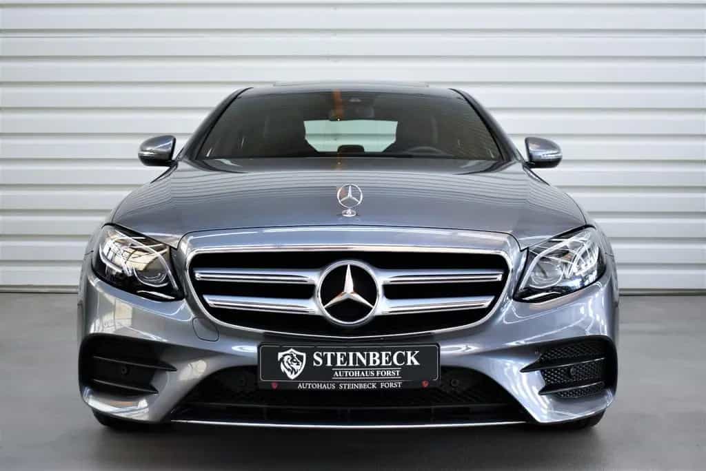 Mercedes-Benz E 200 4M AMG-Line+Totwinkel+LED+Kamera+Business 08/2018-photo-4