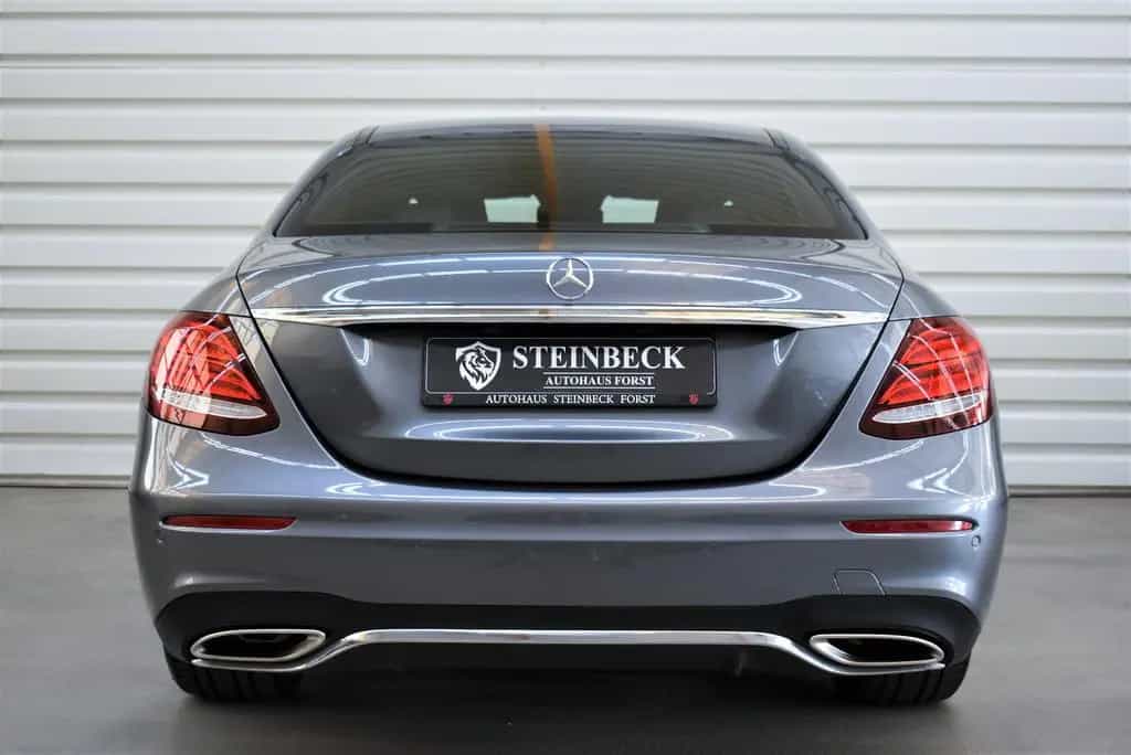 Mercedes-Benz E 200 4M AMG-Line+Totwinkel+LED+Kamera+Business 08/2018-photo-5
